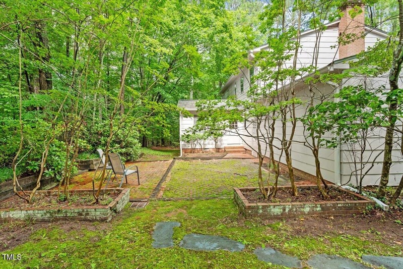604 Eden Ln, Chapel Hill, NC 27517