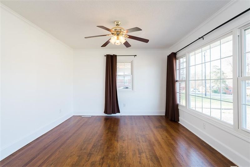 604 N Fifth St, Mebane, NC 27302
