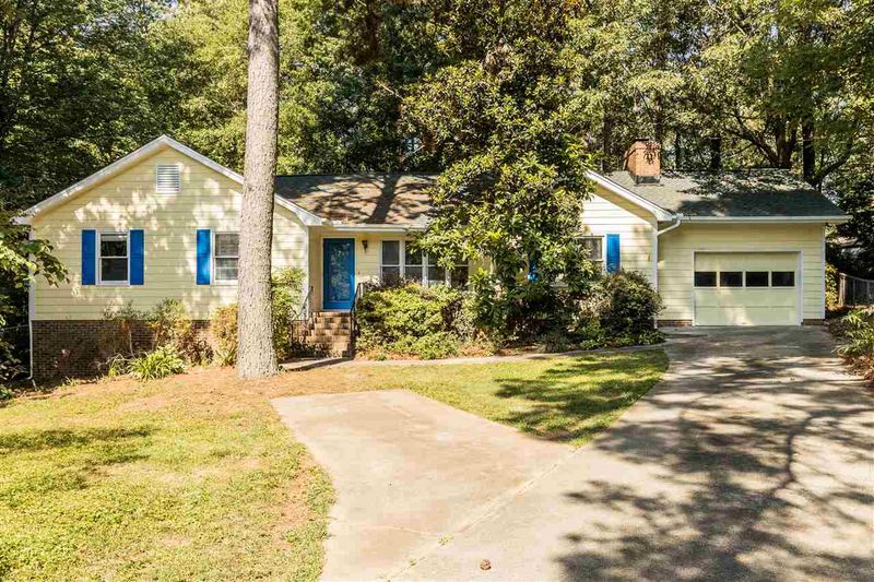 604 Glenmill Ct, Raleigh, NC 27606