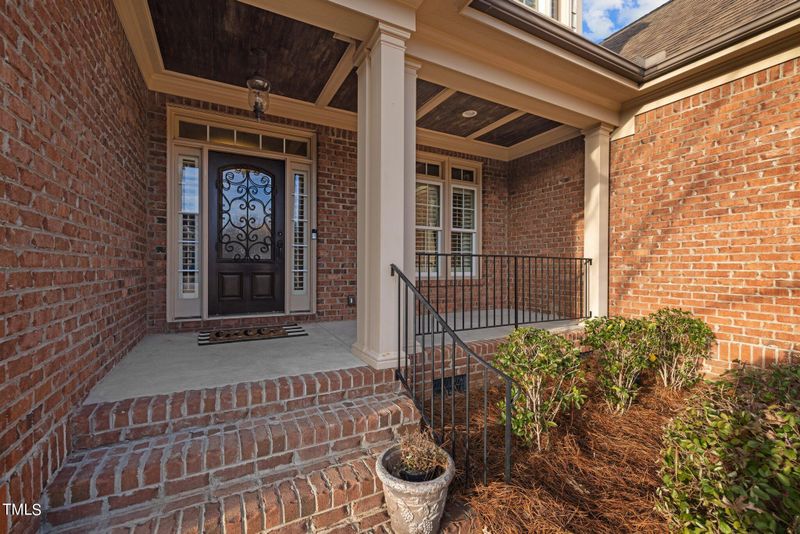 604 Grand Prince Ln, Raleigh, NC 27603