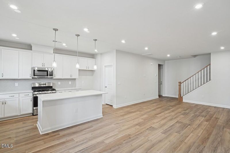 604 Hillfarm Dr, Wake Forest, NC 27587