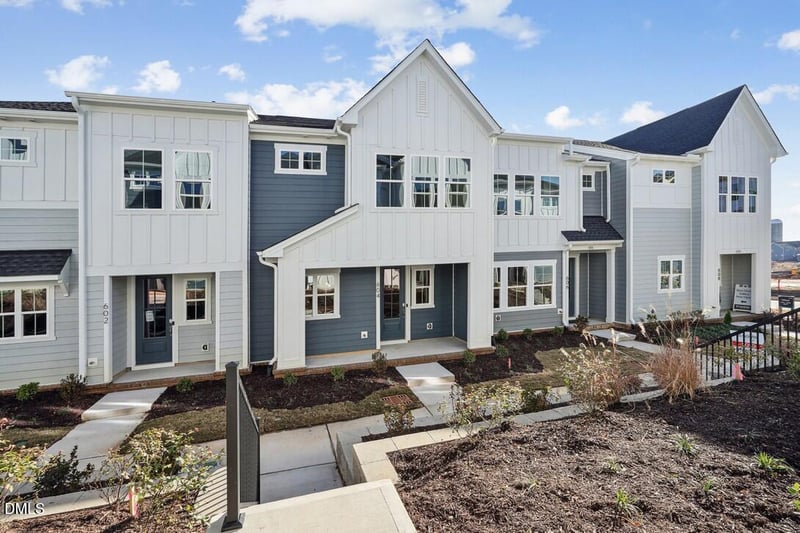 604 Hillfarm Dr, Wake Forest, NC 27587