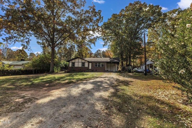 604 Karen Dr, Willow Springs, NC 27592