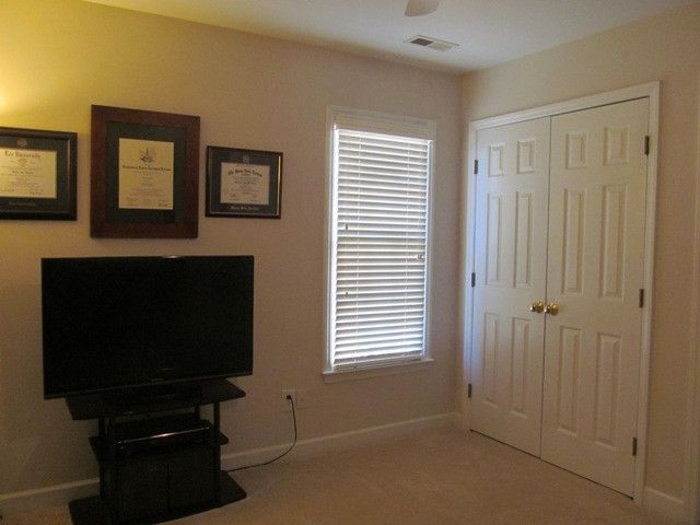 604 Lakeview Ave, Wake Forest, NC 27587