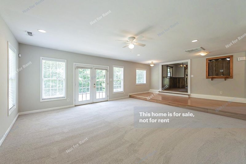 604 Lindley Dr, Durham, NC 27703