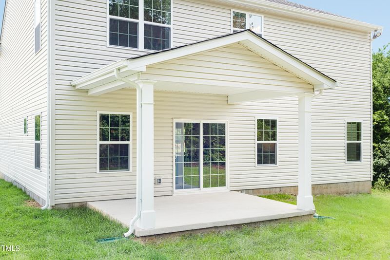 604 Mohinda Way, Willow Springs, NC 27592
