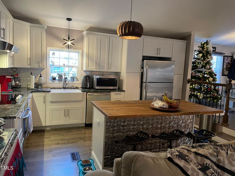 604 Ponderosa Trl, Mebane, NC 27302