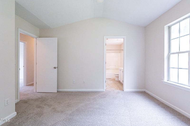 604 Quartz Dr, Durham, NC 27703
