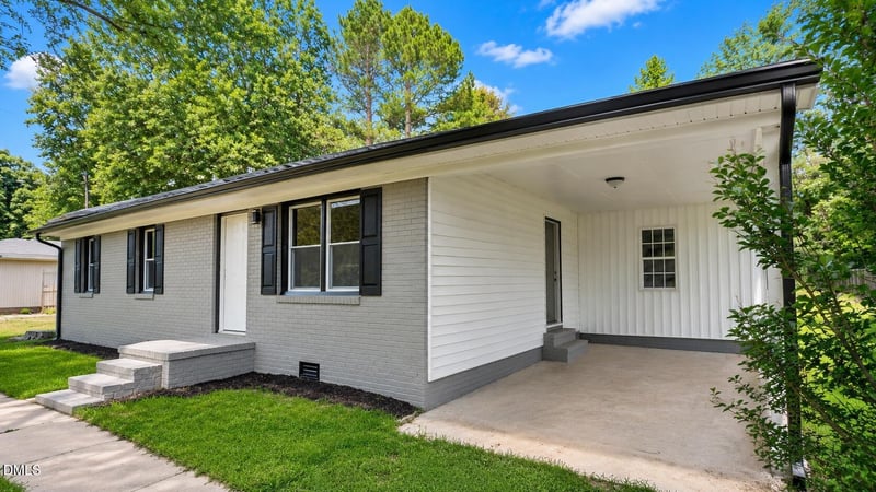 604 Sexton Ave, Zebulon, NC 27597