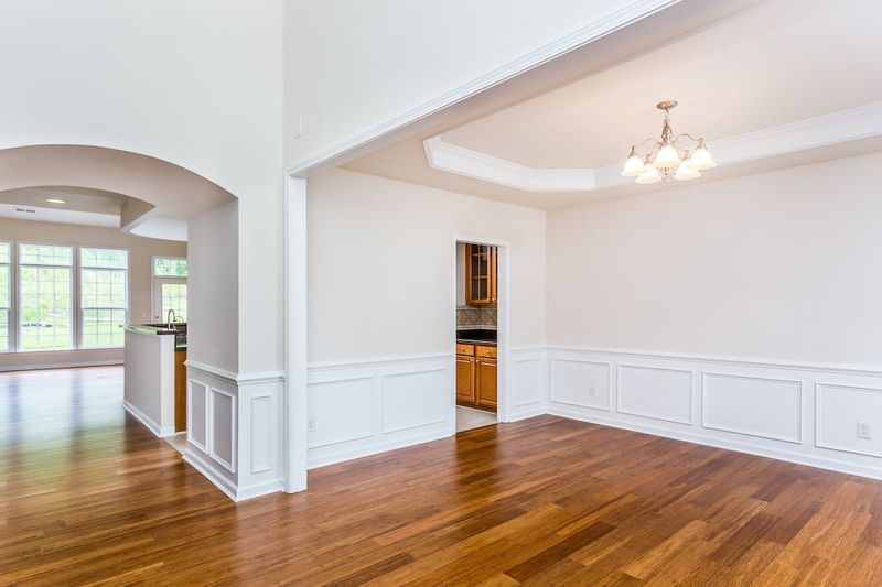 604 Shale Gray Ct, Cary, NC 27519