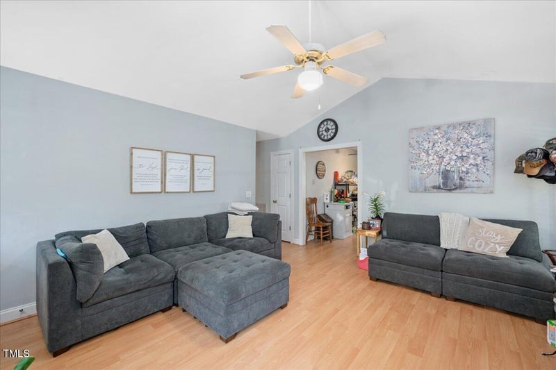604 Sinewell Dr, Wake Forest, NC 27587