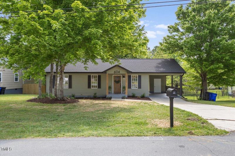 604 N Third St, Mebane, NC 27302