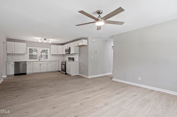 604 Townsend St, Dunn, NC 28334