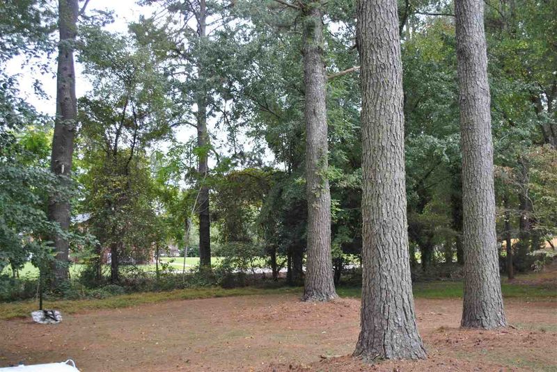604 Wakeland Dr, Garner, NC 27529