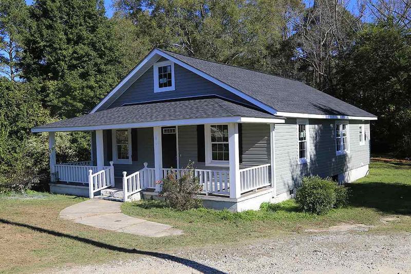 604 Warren Rd, Erwin, NC 28339