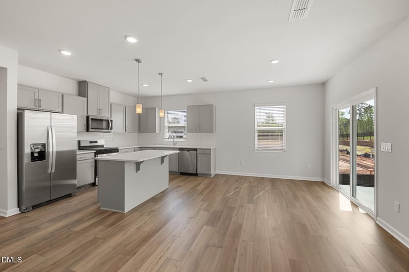 604 Westford Dr, Sanford, NC 27330