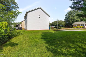 604 W Whitsett St, Graham, NC 27253