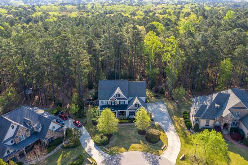 6040 Mentmore Pl, Cary, NC 27519