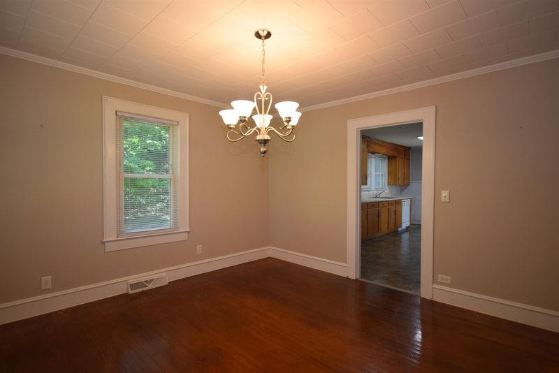 6040 Snow Camp Rd, Graham, NC 27253