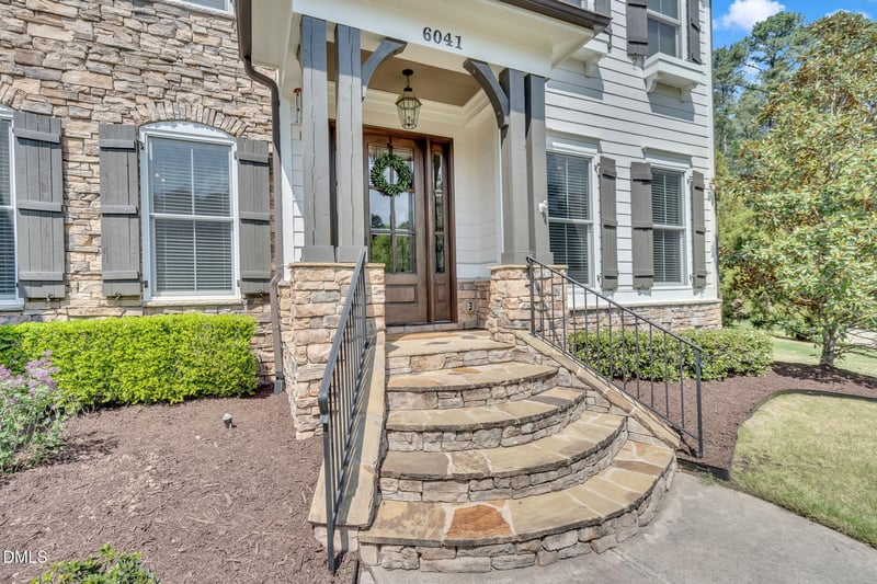 6041 Mentmore Pl, Cary, NC 27519