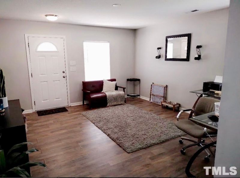 6041 Ricker Rd, Raleigh, NC 27610