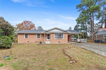 6042 Mcdougal Dr, Fayetteville, NC 28304