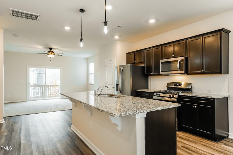 6045 Kayton St, Raleigh, NC 27616