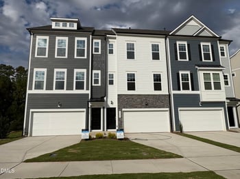 6046 Dunzo Dr, Raleigh, NC 27617