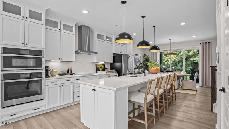 6046 Dunzo Dr, Raleigh, NC 27617