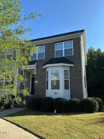 6046 Kentworth Dr, Holly Springs, NC 27540