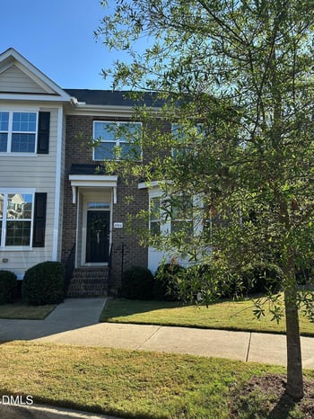 6046 Kentworth Dr, Holly Springs, NC 27540