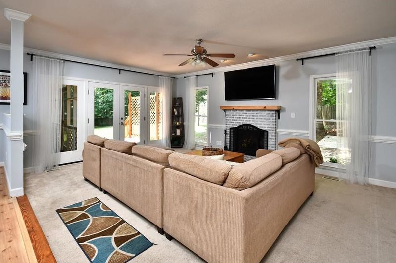 6048 Wildorlyn Cir, Raleigh, NC 27603