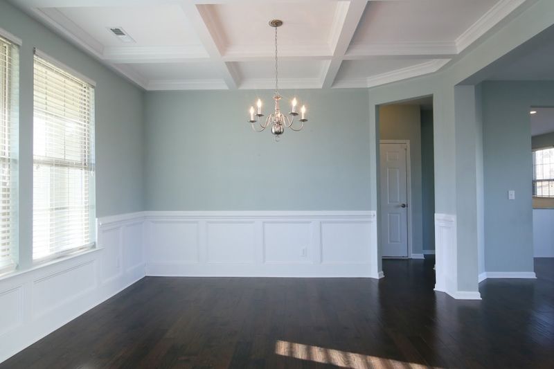 605 Applecross Dr, Mebane, NC 27302