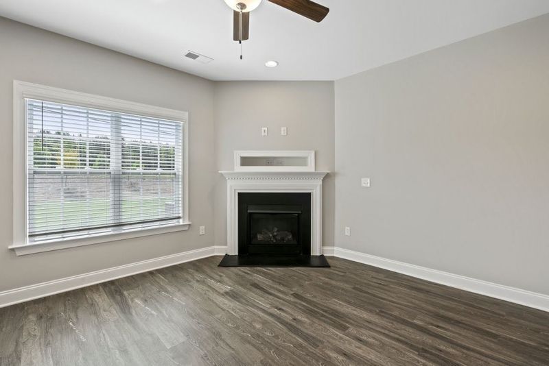 605 Barneswyck Dr, Fuquay Varina, NC 27526