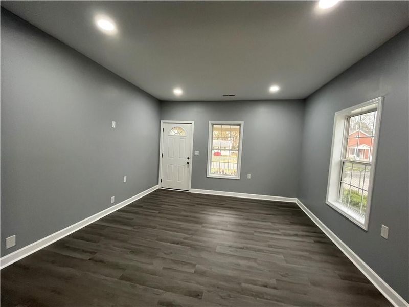605 S Beaumont Ave, Burlington, NC 27217