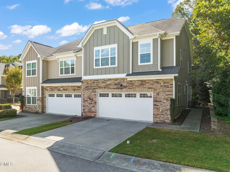 605 Birchwood Crest Trl, Cary, NC 27513