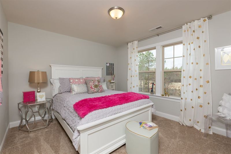 605 Bunker Dr, Mebane, NC 27302