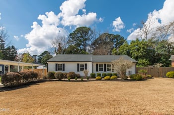 605 Chatham Ln, Raleigh, NC 27610