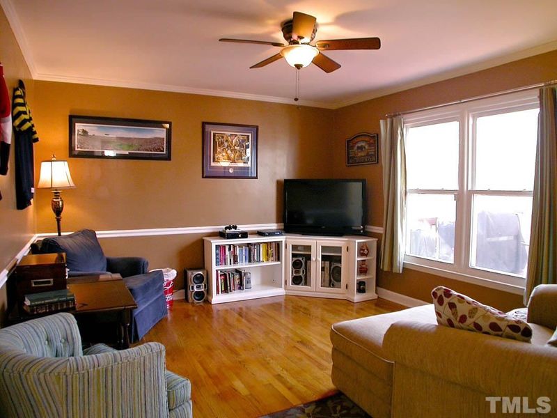 605 Clarion Dr, Durham, NC 27705