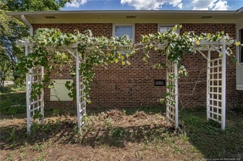 605 Dandridge Dr, Fayetteville, NC 28303