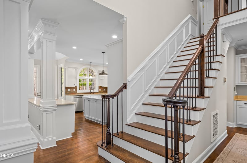 605 Edburton Ct, Hillsborough, NC 27278