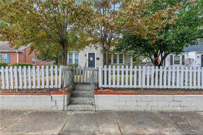 605 Greenland Dr, Fayetteville, NC 28305