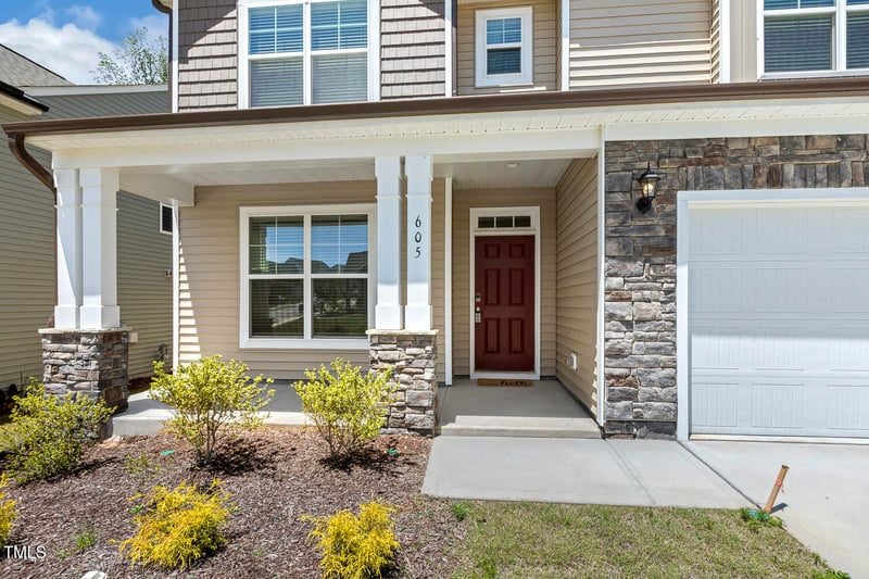 605 Hampton Crest Ct, Fuquay Varina, NC 27526