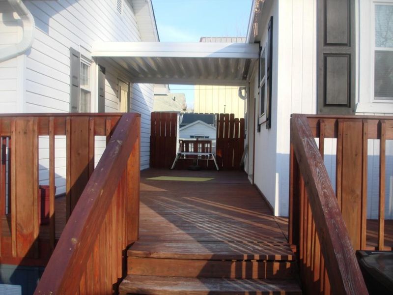 605 Harris St, Burlington, NC 27217