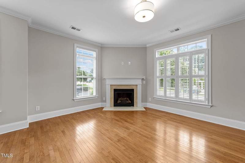 605 Highpark Ln, Raleigh, NC 27608