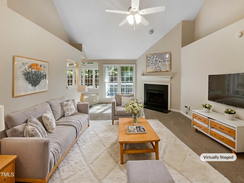 605 Holly Branch Dr, Holly Springs, NC 27540