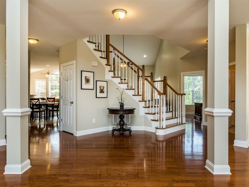 605 Ivyshaw Rd, Cary, NC 27519