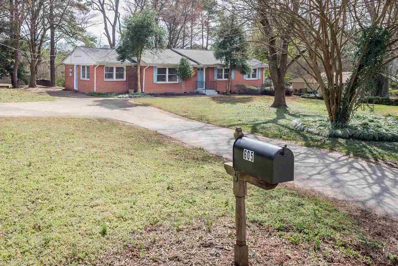 605 S Lakeside Dr, Raleigh, NC 27606