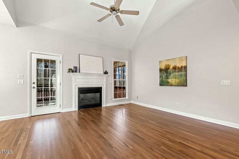 605 Lakeview Ave, Wake Forest, NC 27587