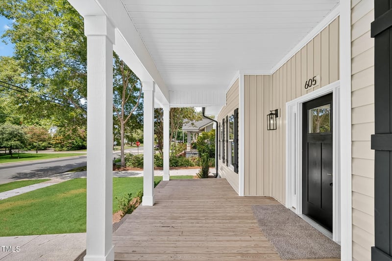 605 Layton Ave, Dunn, NC 28334